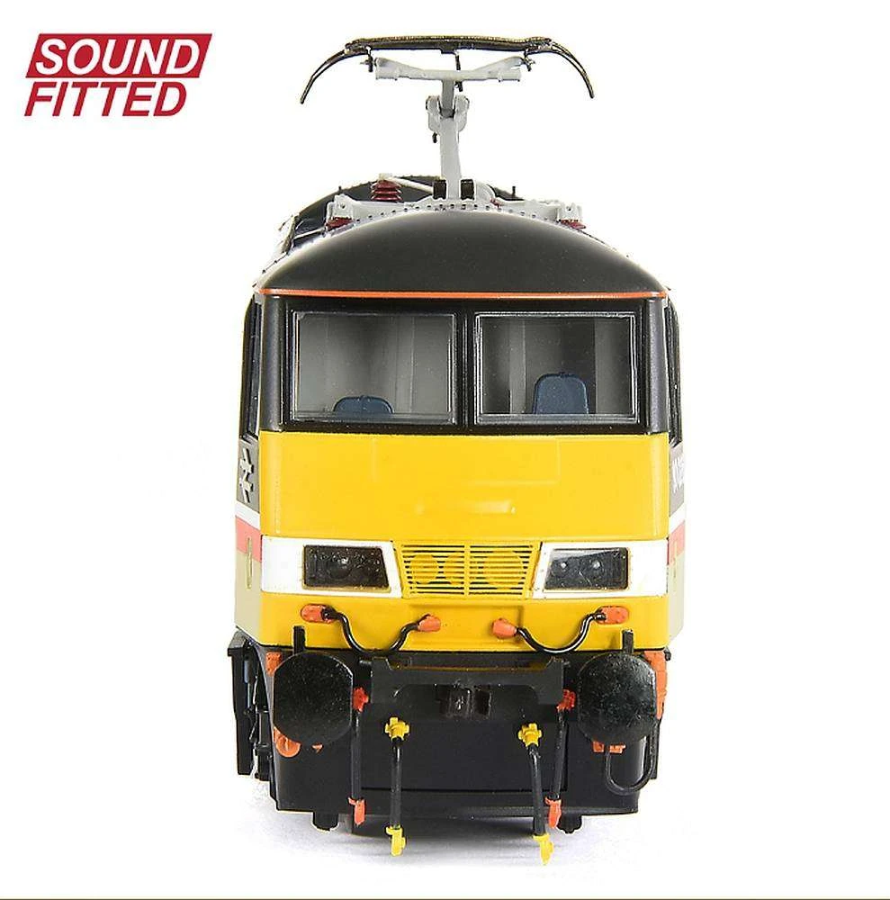 Bachmann 32-613SF Class 90 90026 BR InterCity (Mainline) 4 Bachmann 32-613SF Class 90 90026 BR InterCity (Mainline) - Image 2