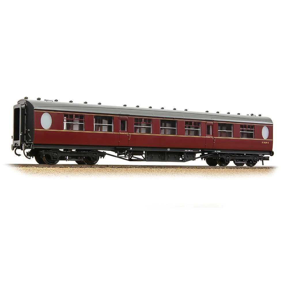 Bachmann 34-387 LNER Thompson Second Corridor BR Maroon 3 Bachmann 34-387 LNER Thompson Second Corridor BR Maroon