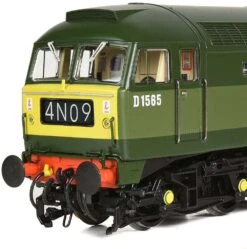 Bachmann 35-410 Class 47/0 D1565 BR Two-Tone Green (Small Yellow Panels) 9 Bachmann 35-410 Class 47/0 D1565 BR Two-Tone Green (Small Yellow Panels) -Model Train Store 35 410.3
