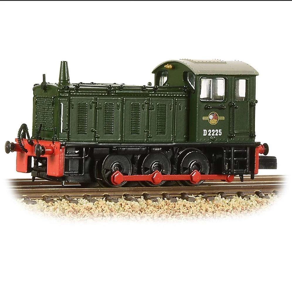Graham Farish 371-055 Class 04 D2225 BR Green (Late Crest) 3 Graham Farish 371-055 Class 04 D2225 BR Green (Late Crest)