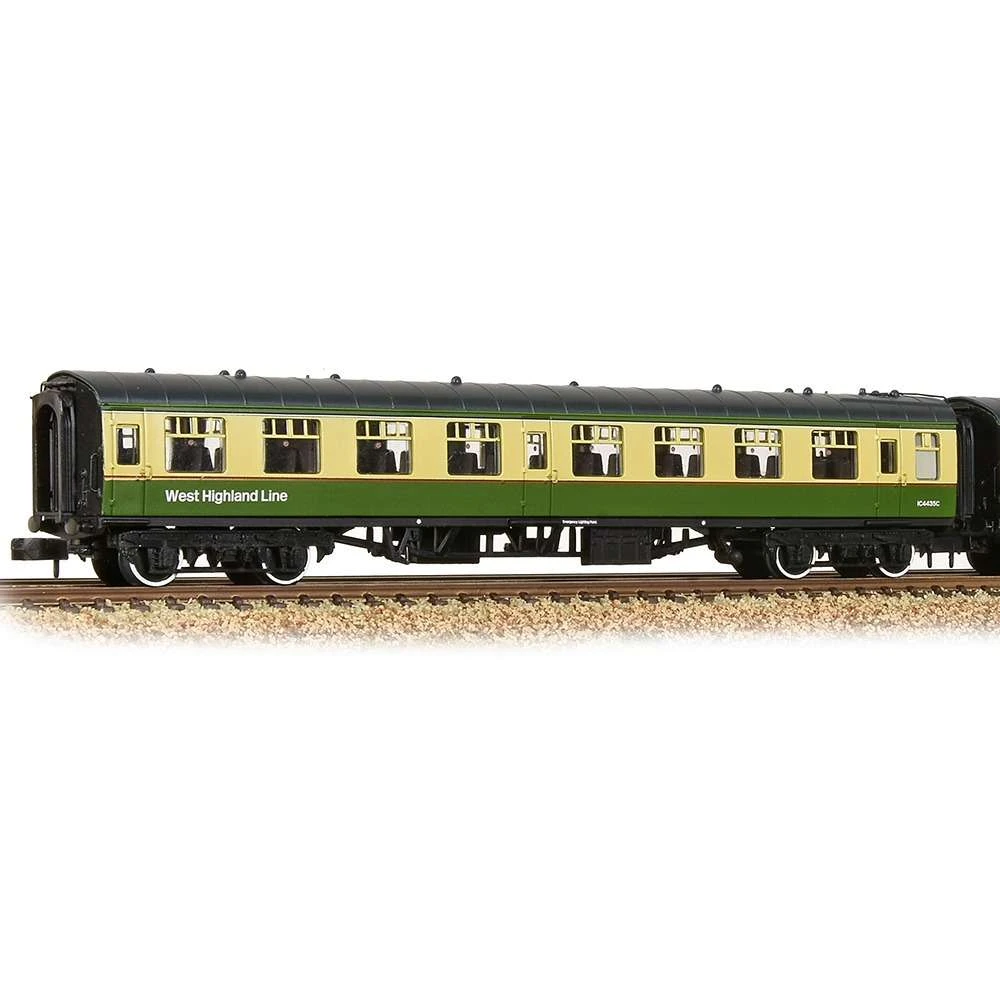 Graham Farish 374-994 BR Mk1 TSO 2-Coach Pack BR West Highland Line Green & Cream 4 Graham Farish 374-994 BR Mk1 TSO 2-Coach Pack BR West Highland Line Green & Cream - Image 2