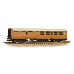 Graham Farish 376-275 Thomson Brake Third Corridor LNER Teak