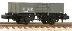 Graham Farish 377-954A 13t High Sided Steel Wagon Wooden Door LNER Grey