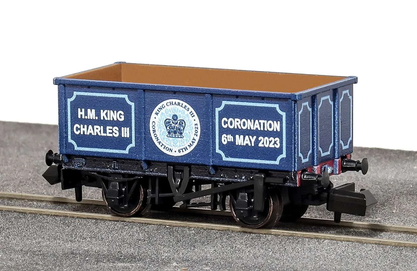 Peco NR-1500HMK King Charles III Coronation 2023