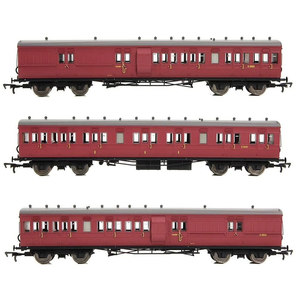 EFE E86014 LSWR Cross Country BR Crimson 3 Coach Pack 3 EFE E86014 LSWR Cross Country BR Crimson 3 Coach Pack