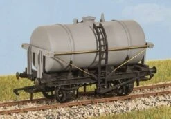 Parkside PC91 10ft Wheelbase Milk Tank Wagon Kit