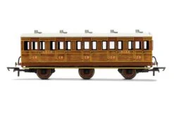 Hornby R40128A LNER, 6 Wheel Coach, 3rd Class, Fitted Lights, 4142 – Era 3
