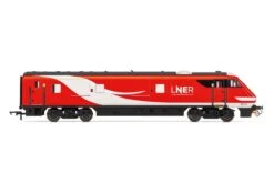 Hornby R40158 LNER, Mk4 DVT, 82212 – Era 11